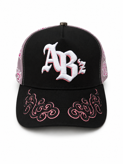 Vista frontal de la gorra VANTÉ™ Pink Dragon