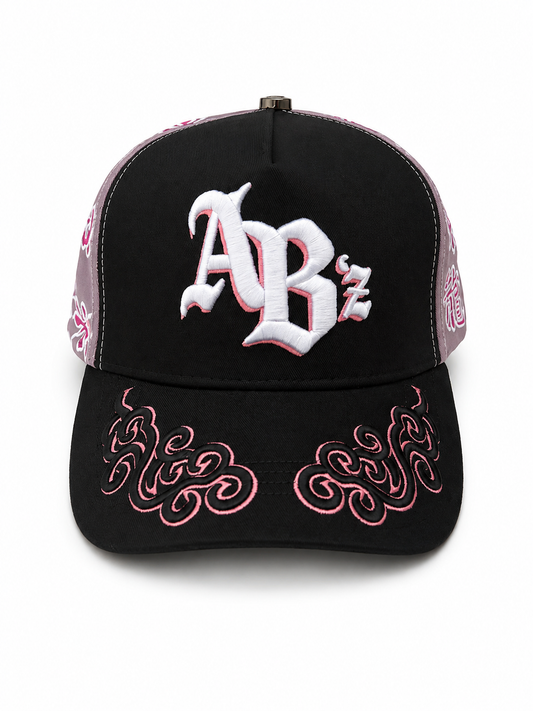 Vista frontal de la gorra VANTÉ™ Pink Dragon