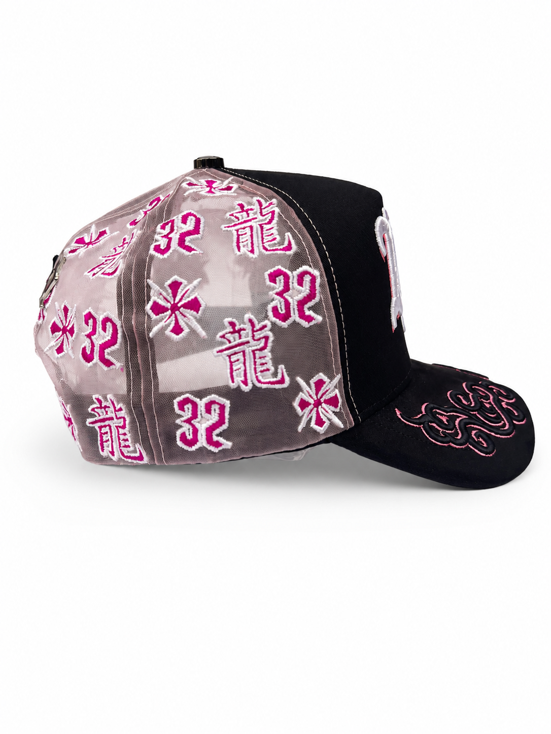 Vista lateral izquierda de la gorra VANTÉ™ Pink Dragon